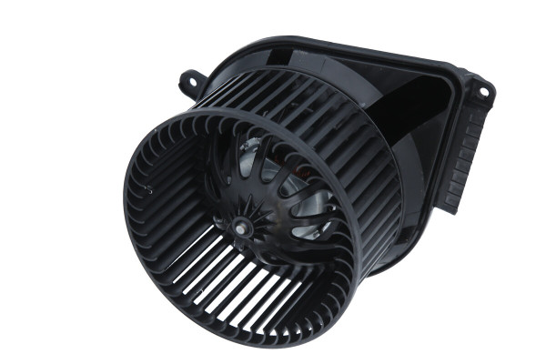 884668