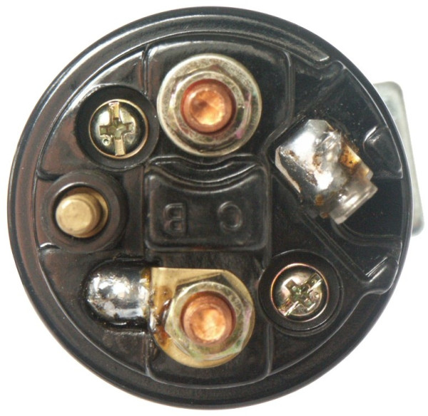 F 032 130 484