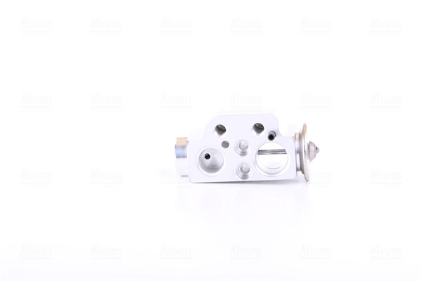 999318
